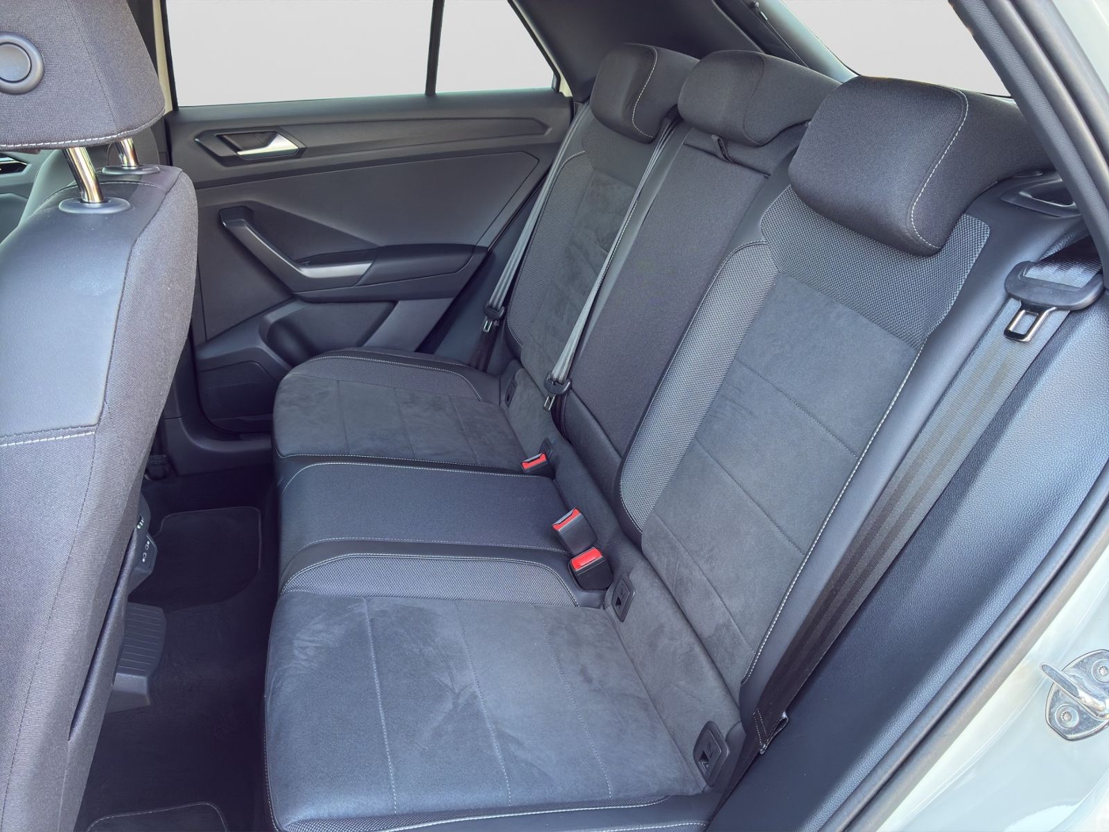 T-Roc 1.5 TSI DSG R-LINE *MATRIX*KAMERA*GJR*