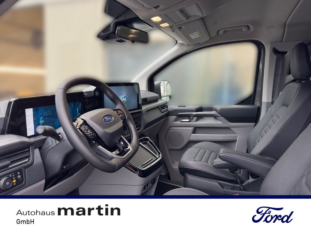 Fahrzeugabbildung Ford Tourneo Custom 2.0 Eco Blue 320 L1 Aut Titanium
