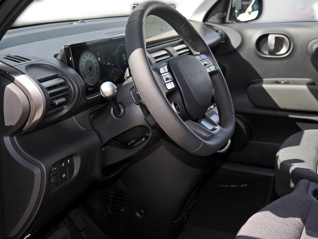 Fahrzeugabbildung Hyundai INSTER EV TREND Effizienz-Paket Assistenz-Paket