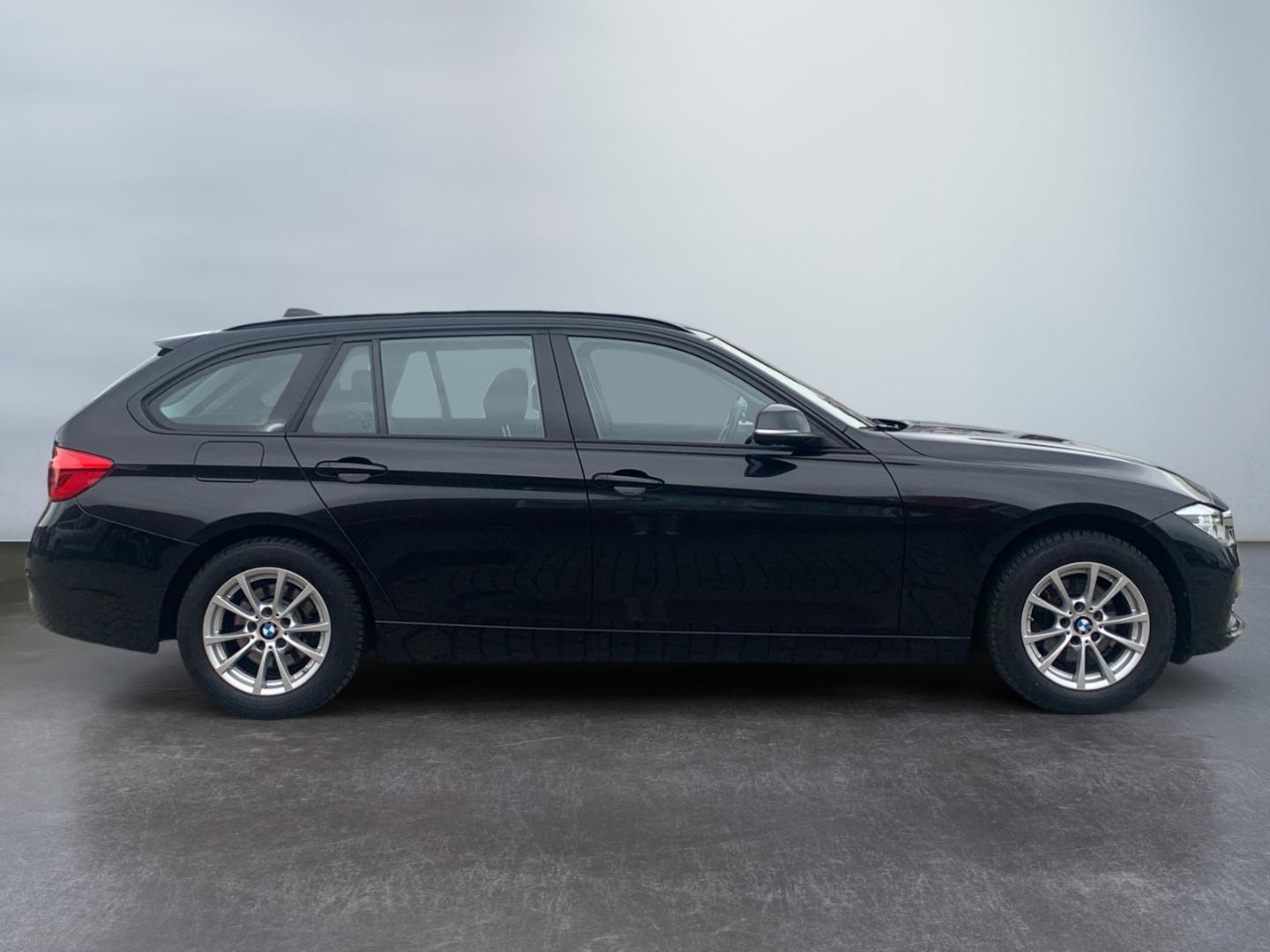 BMW 318 i Touring Sport Line *LED*AHK*HiFi*PDC*SHZ*