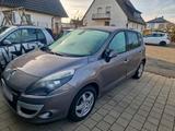 Renault Scenic III 1,9 DCI - Renault Scenic mit Diesel-Antrieb: 1.9