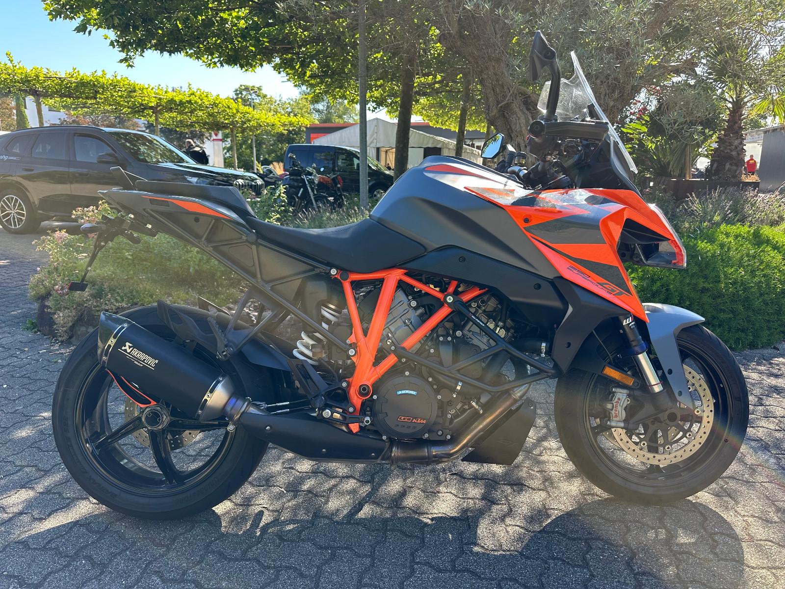 KTM 1290 Super Duke GT - 1.Hd. - Akrapovic- Techpack