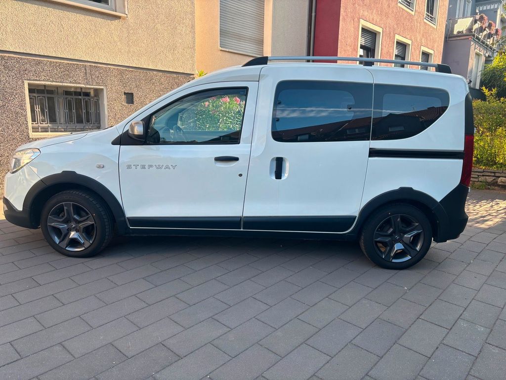 Image of Dacia Dokker