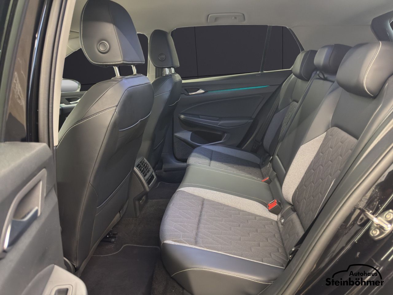 Volkswagen Golf - Bild 14