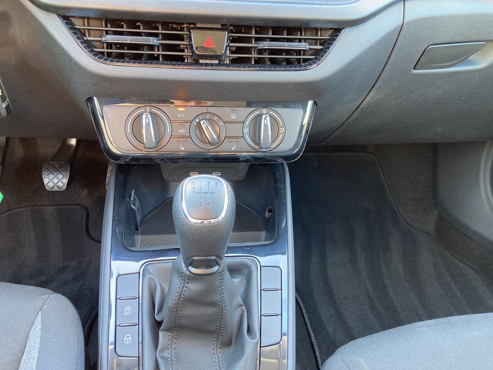 Fahrzeugabbildung SKODA Fabia Essence