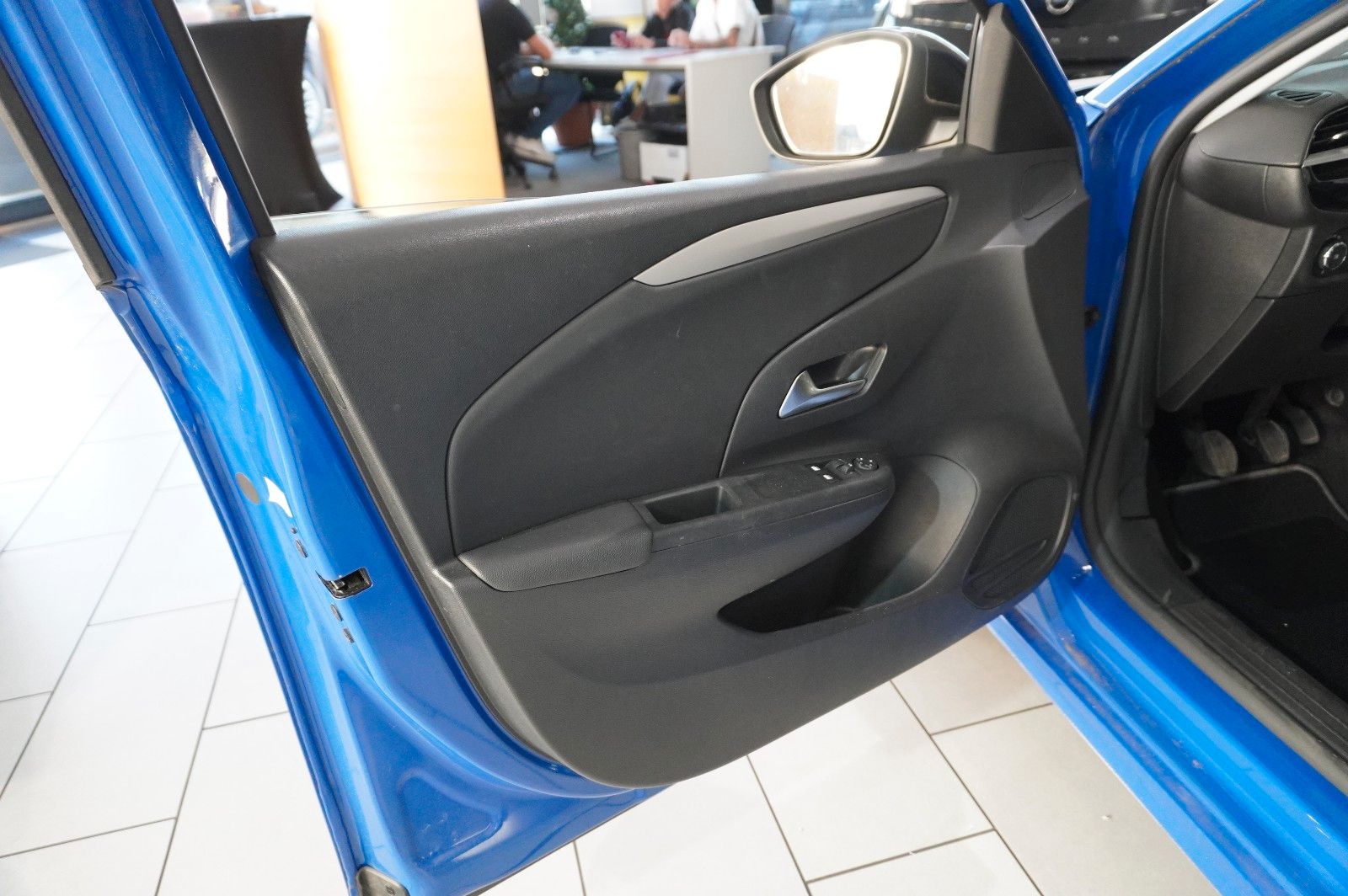 Fahrzeugabbildung Opel Corsa F 1.2 EDITION NAVI/KAMERA/TEMP./PDC/DAB+
