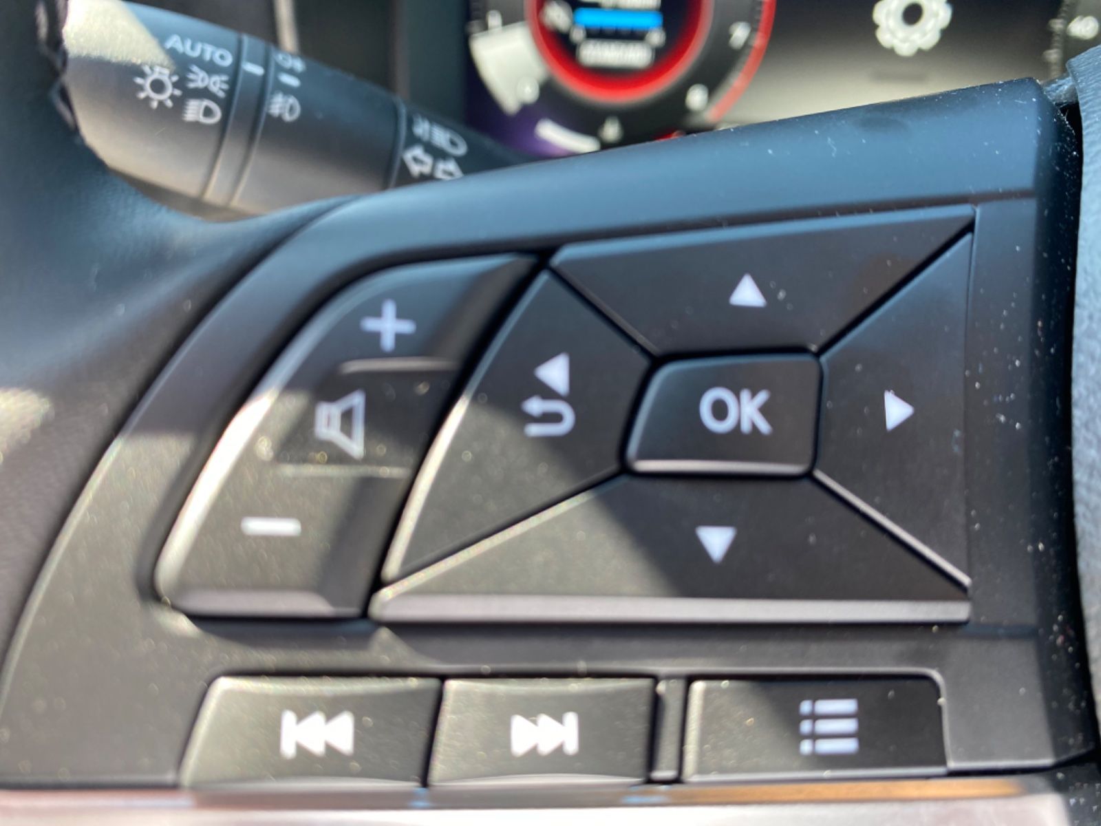 Fahrzeugabbildung Nissan Juke N-Design - 2Farben, Leder/Alcantara, 19"