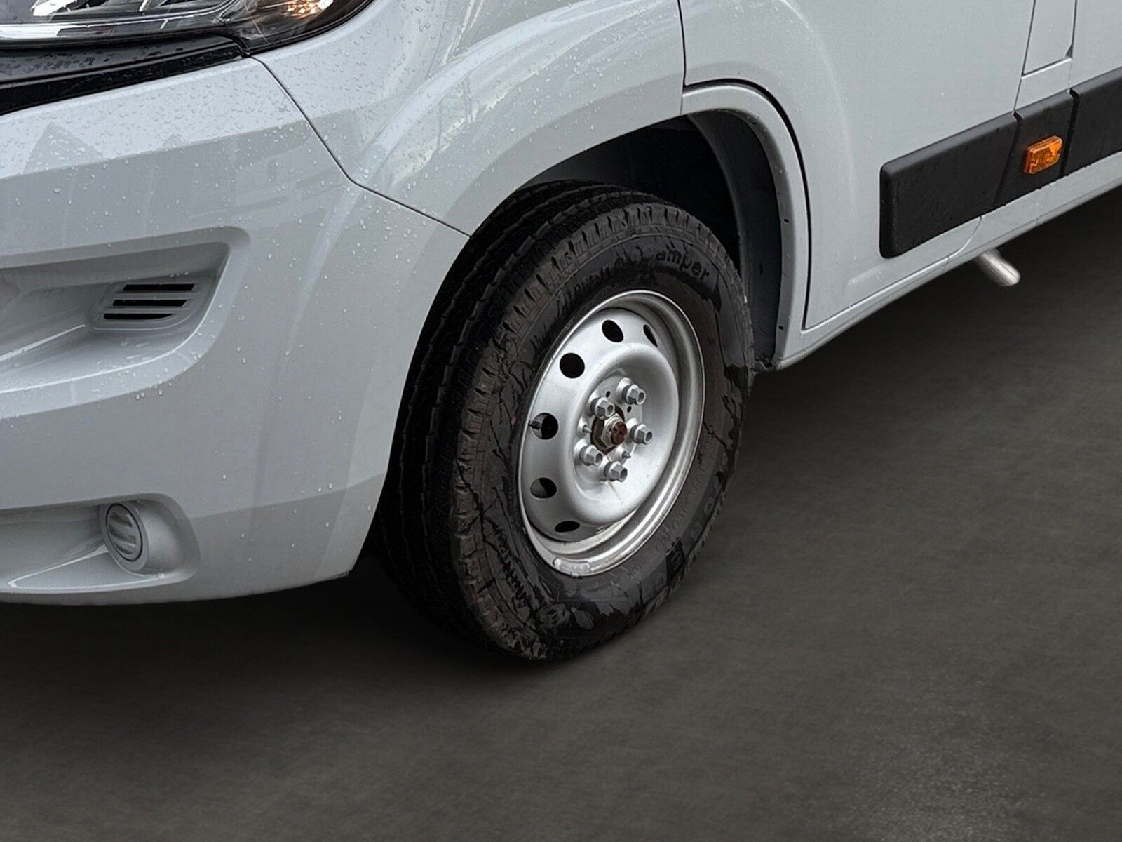 Fahrzeugabbildung Eura Mobil Van V 635 HB 6KW Heizung, Radio DAB, RFK