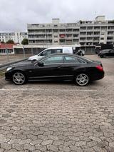 Mercedes-Benz E 350 Coupé E 350 CGI BlueEFFICIENCY ELEGANC... - Mercedes-Benz E 350 aus 2010: Coupe