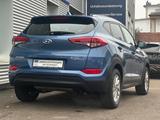 Hyundai TUCSON 1,6 NAVI/SHZ/CAM/TOTW/4SEASON/GARANTIE - Hyundai TUCSON in Mannheim