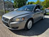 Volvo V50 Kombi 2.4 Momentum - Volvo V50: 2.4