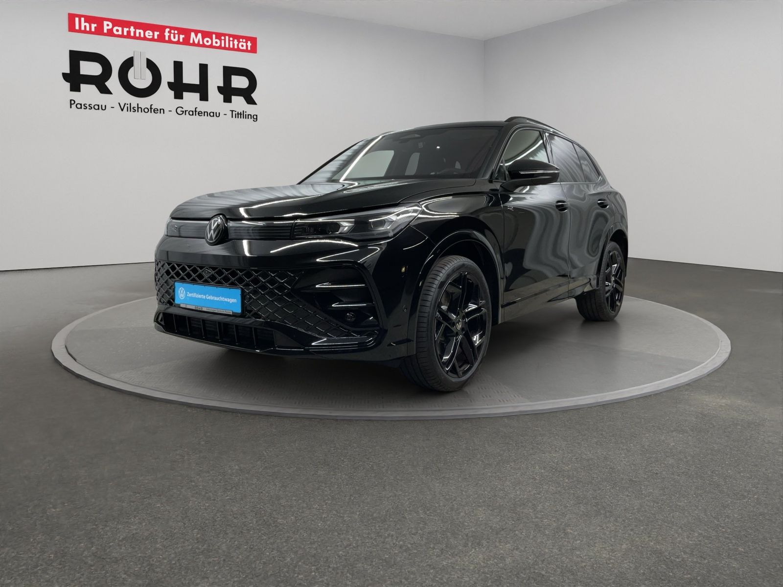 Volkswagen Tiguan R-Line 2.0 TDI Black 360 ACC SD foto 1