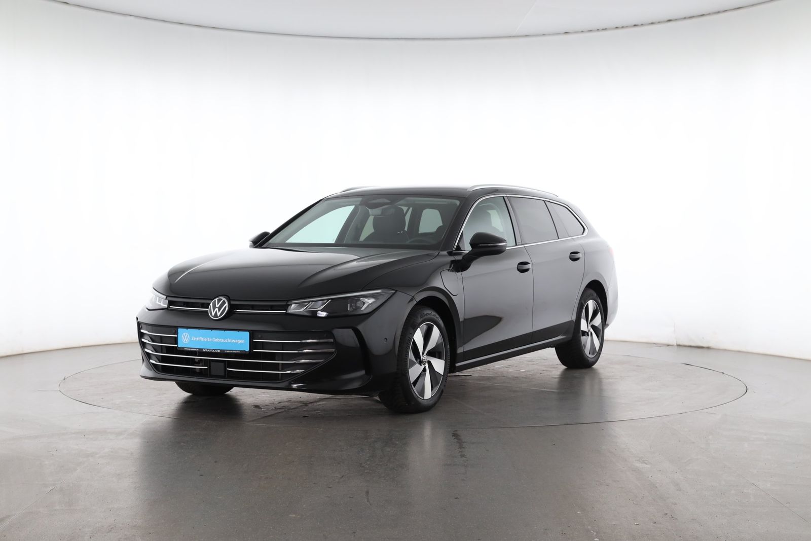 Volkswagen Passat Variant 1.5 TSI DSG eHybrid Business AHK foto 2