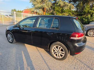 Volkswagen Golf - 3