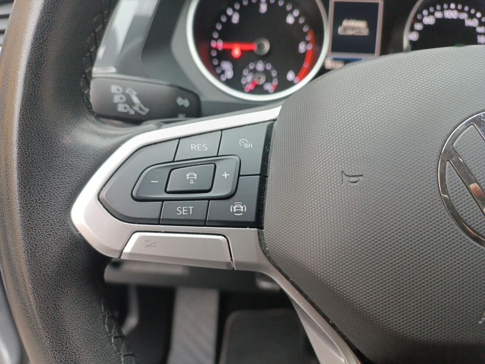 Volkswagen Tiguan - Bild 12