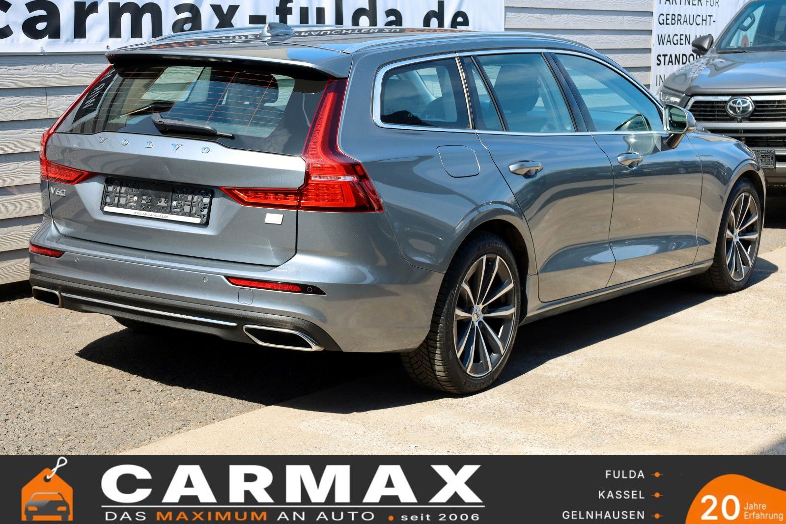 Fahrzeugabbildung Volvo V60 T6 AWD Inscription Expr. Leder,Navi,LED,SH