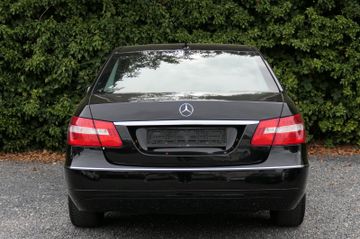 Mercedes E 220 - 7