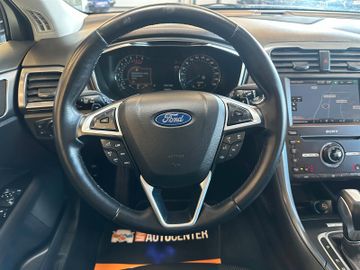 Ford Mondeo Lim *TEMPO*NAVI*KEYLESS*PANO*2-Zonen*