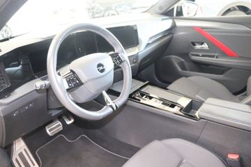 Fotografie des Opel Astra Plug-In-Hybrid GS Line