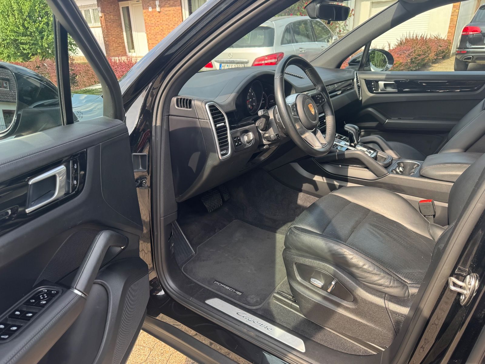 Porsche Cayenne LUFT LEDER NAVI KAMERA LED APPLE 1.HAND foto 10