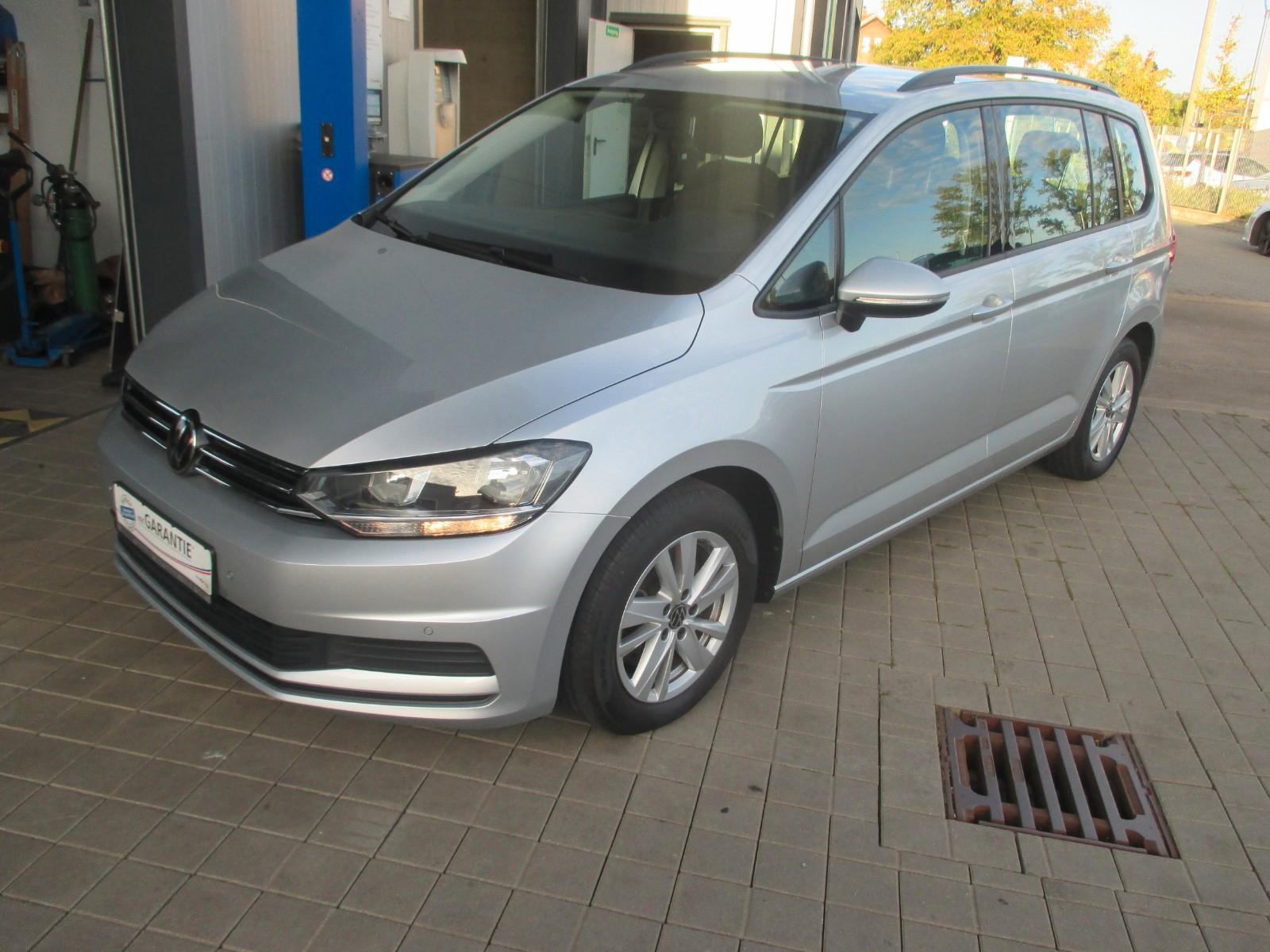 Volkswagen Touran 1,5 TSI  Comfortline 5 Sitzer