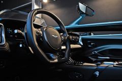 ASTON MARTIN V12 Speedster - Top Gun Maverick - 1 von 88