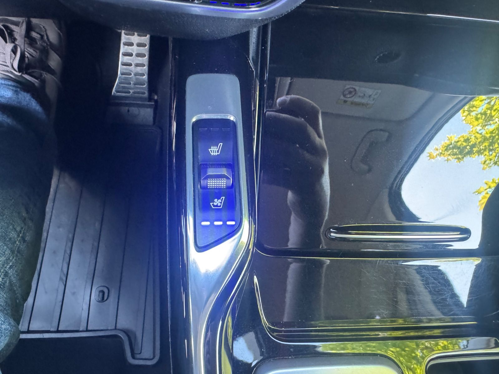 Fahrzeugabbildung Kia Sorento Platinum 4WD LED+ACC+BOSE+NAVI