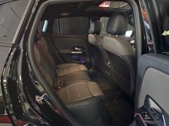 Fahrzeugabbildung Mercedes-Benz GLA 45 S AMG 4M+ (PANO/SZ-LÜFT/PERF-ABGAS/DRIVER