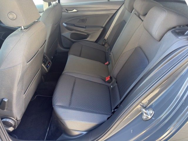 Golf VIII United 1.5 eTSI DSG NAV+LED+ACC+HARMAN