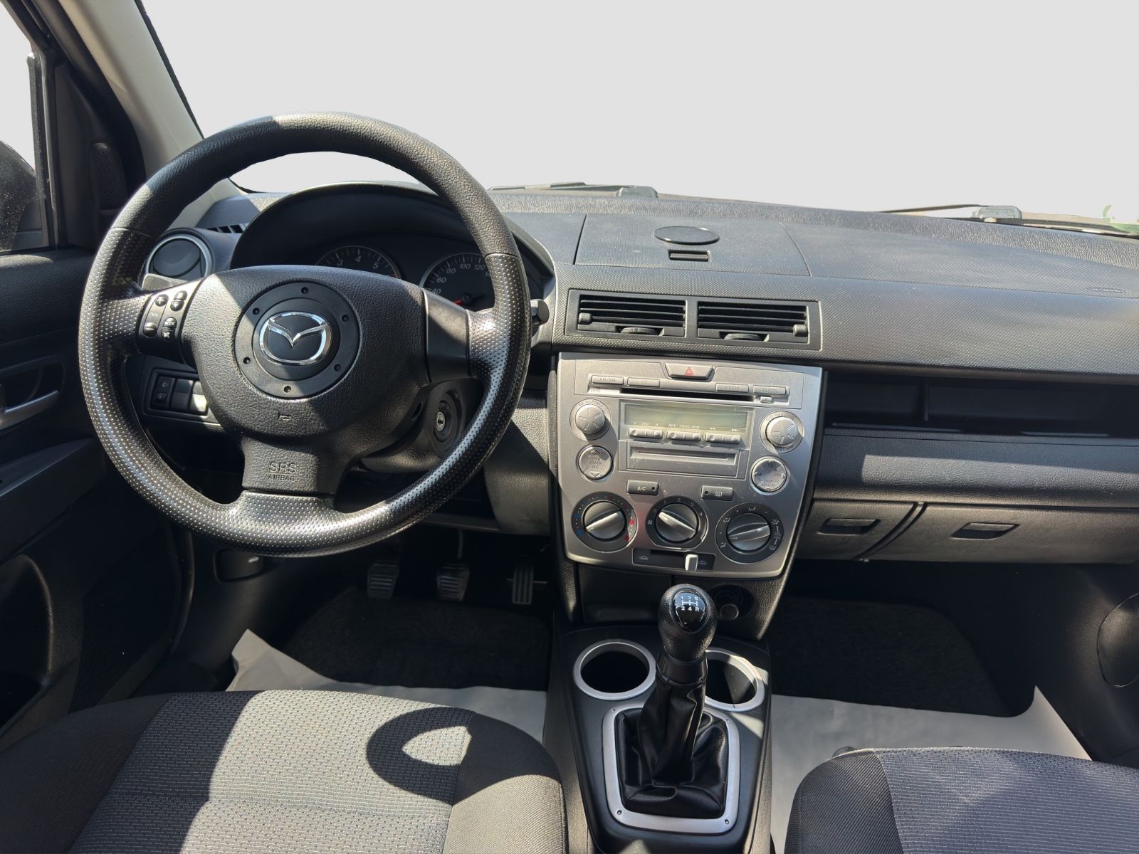 Fahrzeugabbildung Mazda 2 Lim. 1.4 Active/Klimaanlage/TÜV/HU Neu/