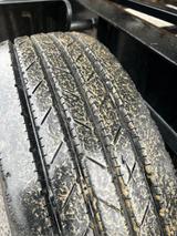 Blomenröhr Dreiseitenkipper / Tieflader - Blomenröhr LKWs