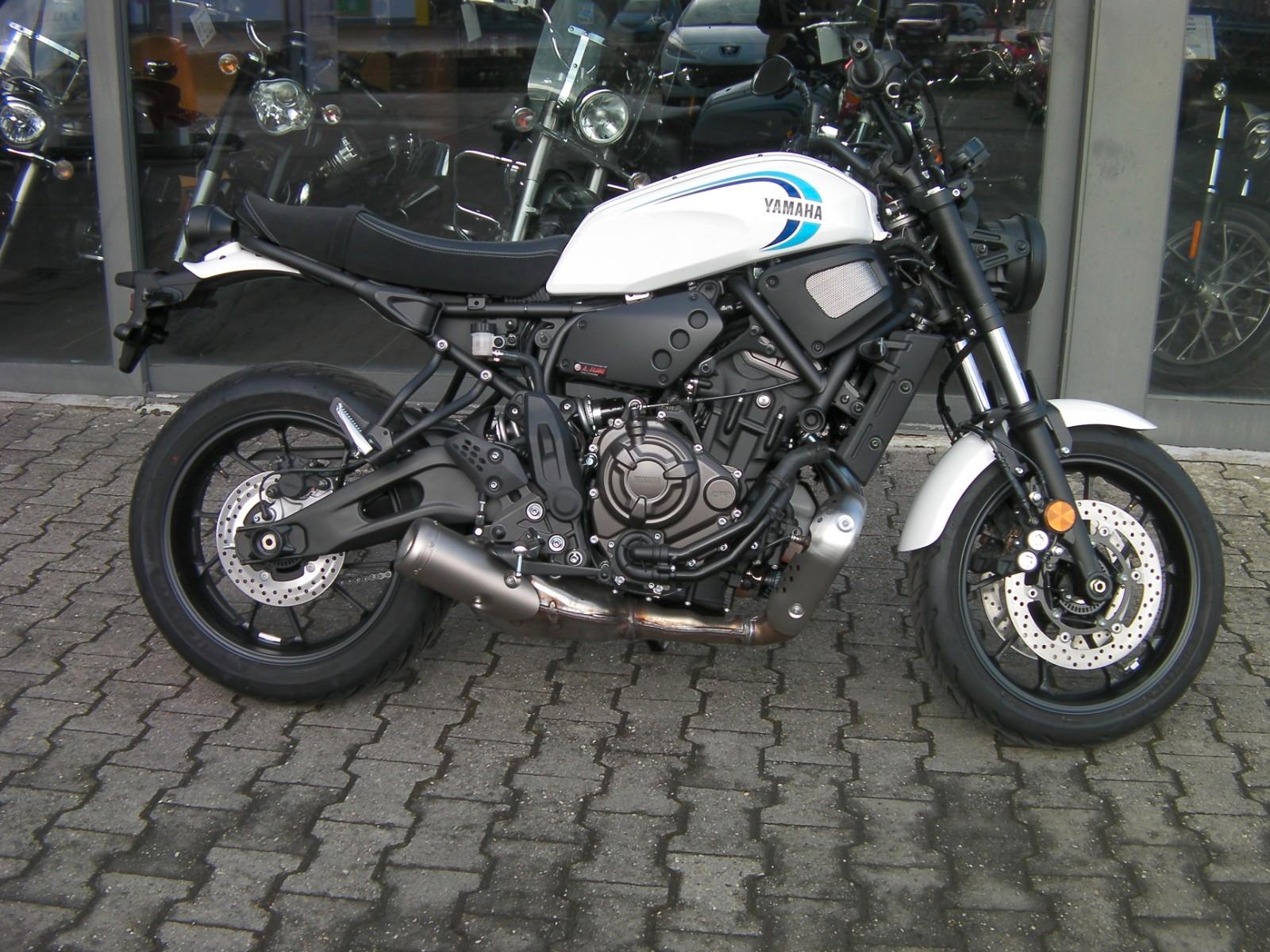 Yamaha XSR700 *wenig km