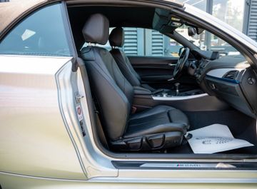 Fahrzeugabbildung BMW M240i CABRIO AC SCHNITZER 400PS|SCHALTER|AMBIENT