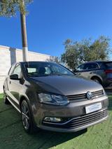 Volkswagen Polo 1.4 TDI 90 CV Highline BlueMotio - Volkswagen Polo mit Diesel-Antrieb: Limousine, 1.9