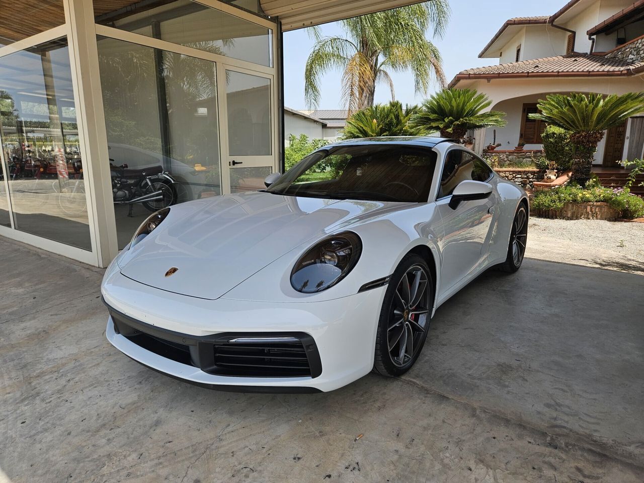 Porsche 992 4S Iva Esposta