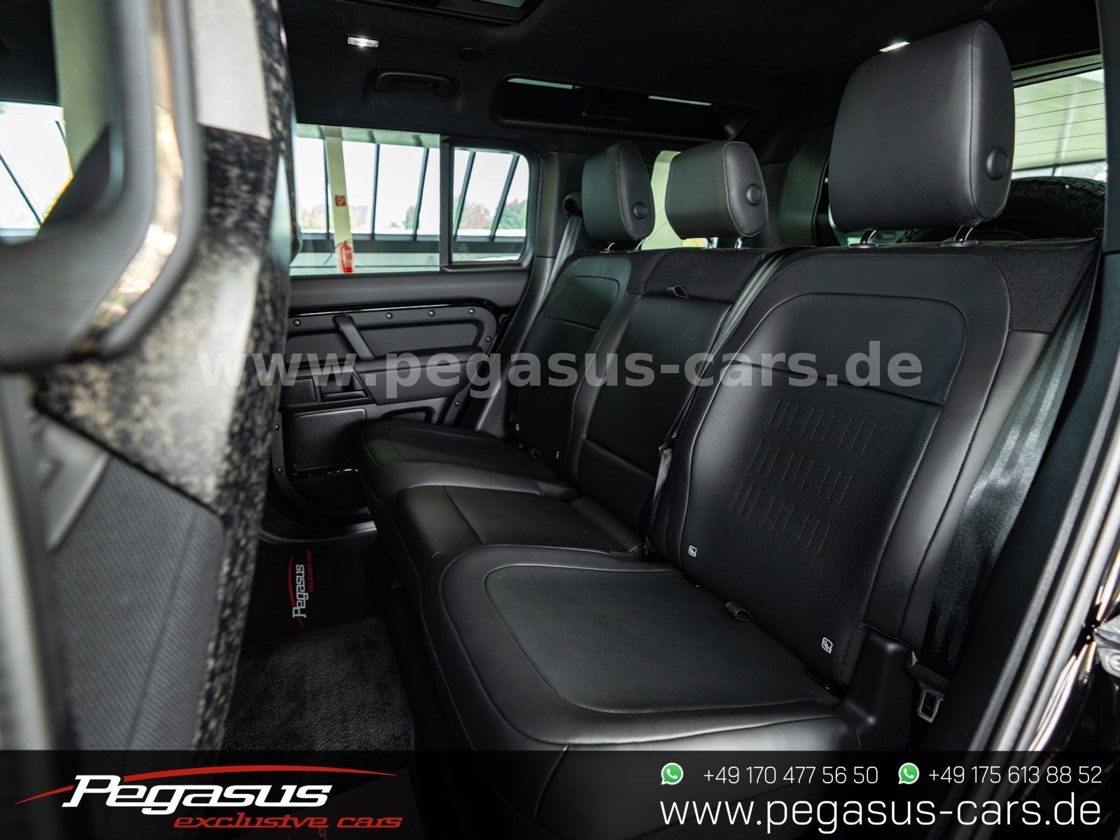 LAND ROVER Defender - 25