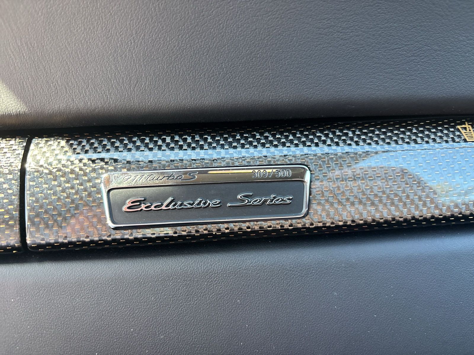Fahrzeugabbildung Porsche 911 Turbo S Exclusive Series 309/500 - Vollausst