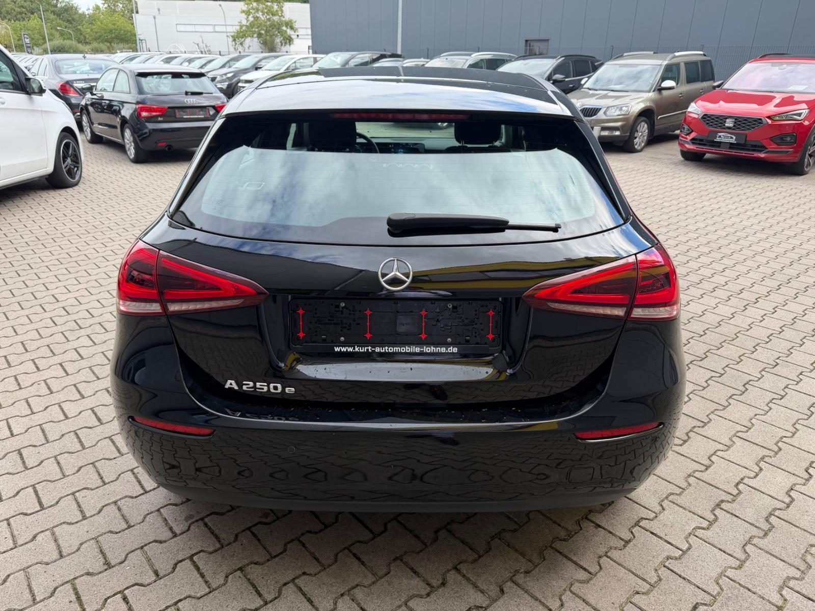 Mercedes-Benz A-Class e/HYBRID/PLUG IN/KAMERA/SHZ/NAVI/KLIMAA*, миниатюра 6