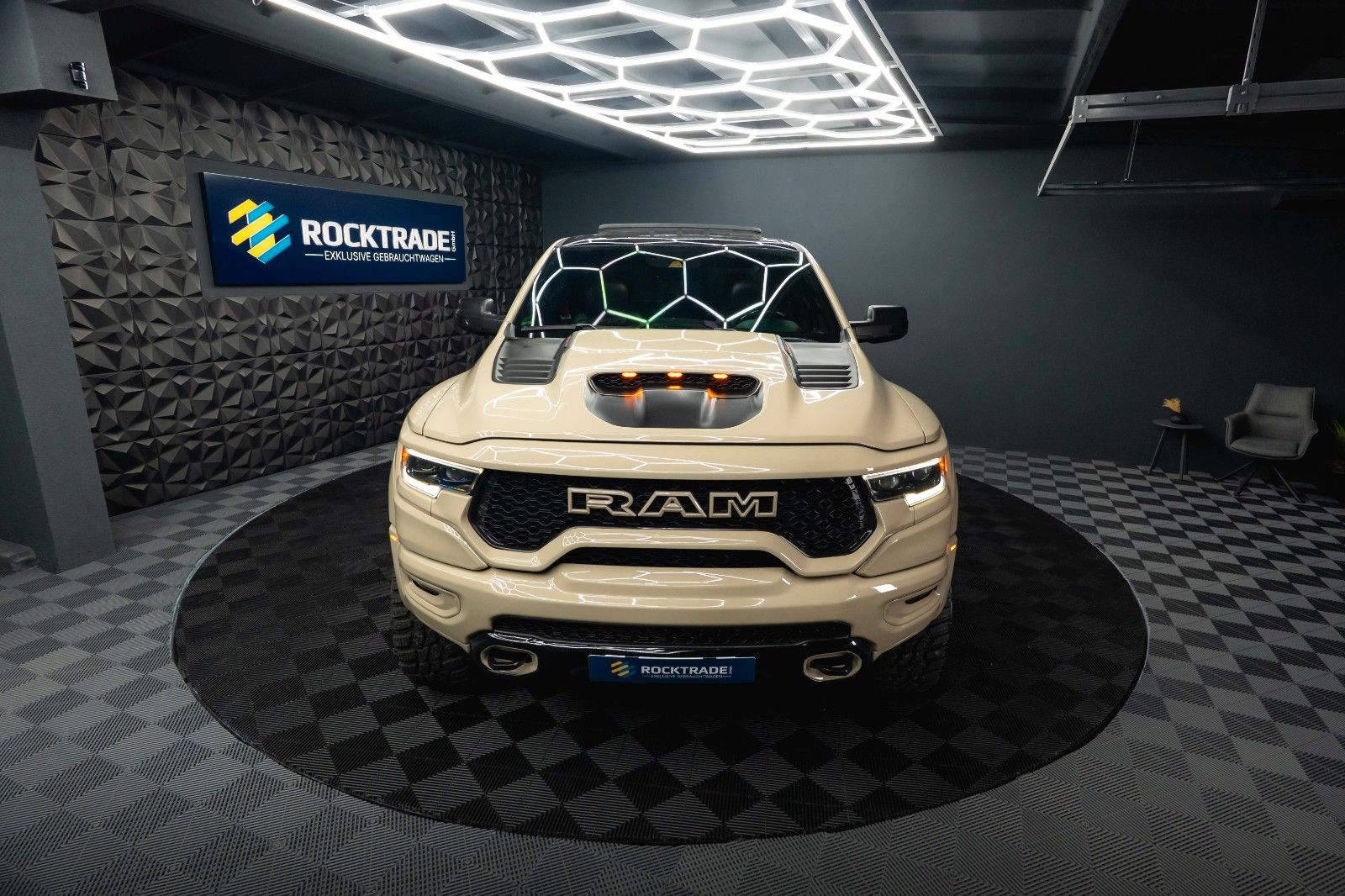 Fahrzeugabbildung Dodge RAM 6.4 V8 TRX SuperCharged 880PS *24 Zoll*Pano*