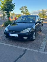 Ford Focus 1.6 Sedan - Ford Focus aus 2004: 1.6