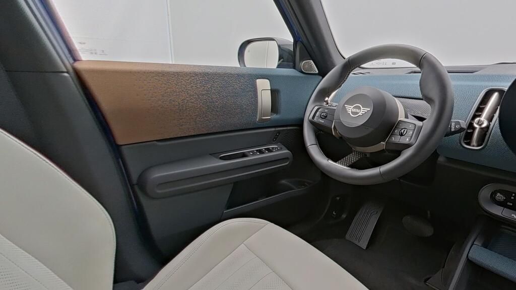 MINI Cooper SE Countryman - Bild 11