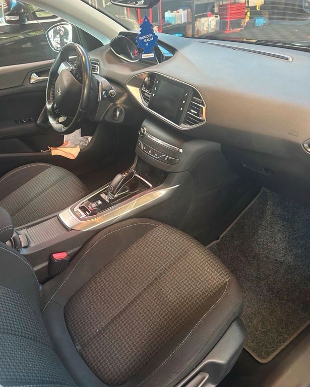 Image of Peugeot 308