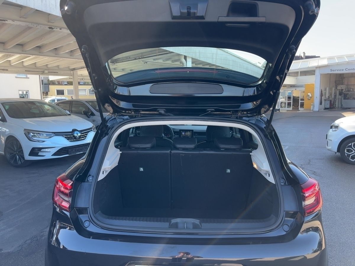 Fahrzeugabbildung Renault Clio INTENS E-TECH 140 Navi SHZ Kamera