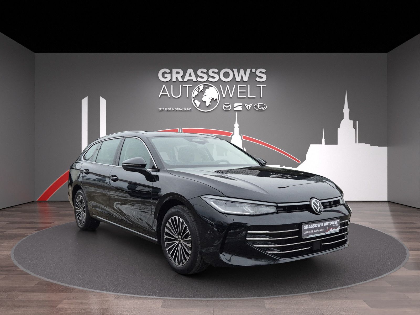 Fahrzeugabbildung Volkswagen Passat Variant 1.5 eTSI  DSG MATRIX/NAV/HEADUP