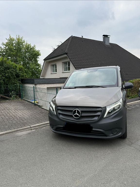 Image of Mercedes-Benz Vito