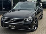 Volkswagen Touareg 3.0 TDI 210 kW 4M Elegance StHz*AHK*KAM - Volkswagen Touareg mit Diesel-Antrieb: Geländewagen, Automatik