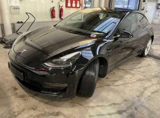 Fahrzeugabbildung Tesla Model 3 LONGRANGE DUAL-MOTOR NAVI/KAMERA/PANO/SH