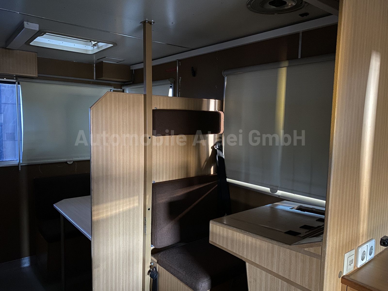 Fahrzeugabbildung Mercedes-Benz T2 811D *Behörde/ Camper* ORIGINAL 16.050 KM
