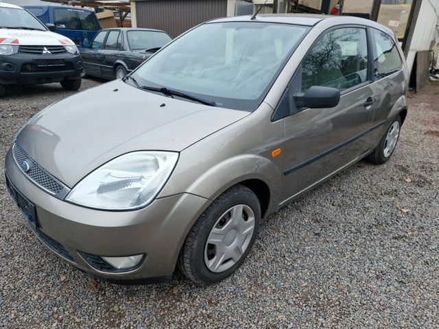 Ford Fiesta 1.4 16V Ghia