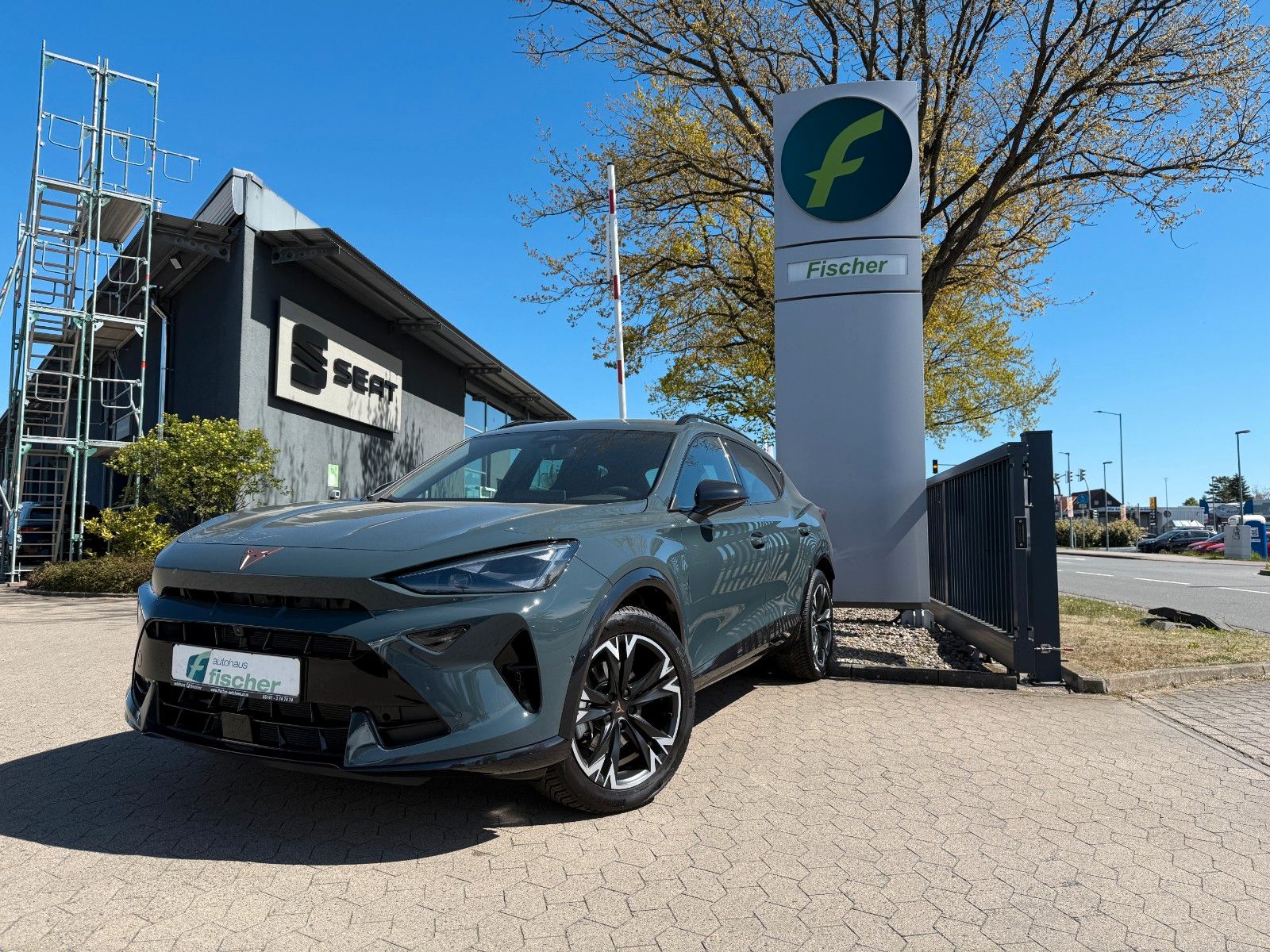 Cupra Formentor 1.5 eTSI AHK Sennheiser Allwetterr. imagem 2